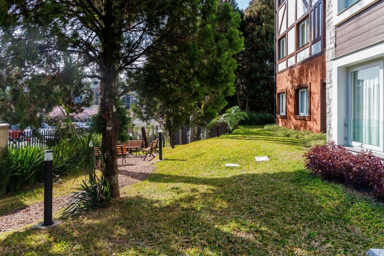 Apto Lindamente Decorado No Centro De * Gramado