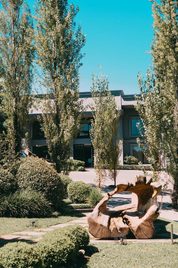 Bertti Aparthotel 2*