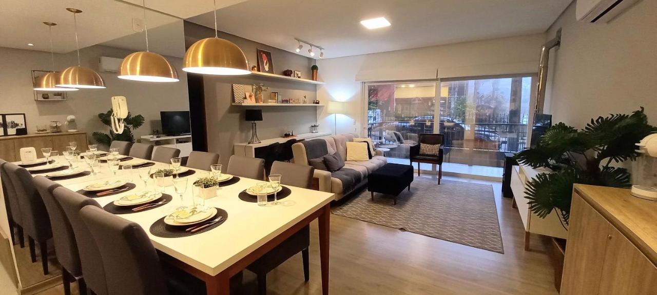 104- Apto Com Piscina Aquecida, Proximo Aos Parques Nba, Super Carros, Nasa, Restaurantes E Cervejarias. Apartamento Gramado