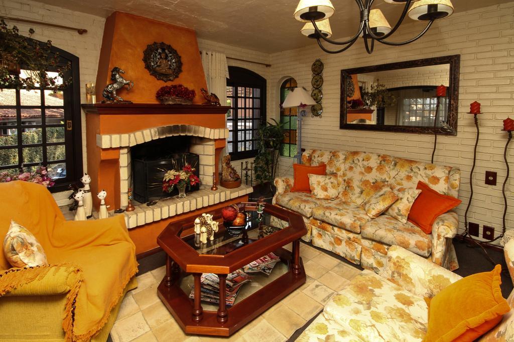 Pensão Casa Da Colina 2*