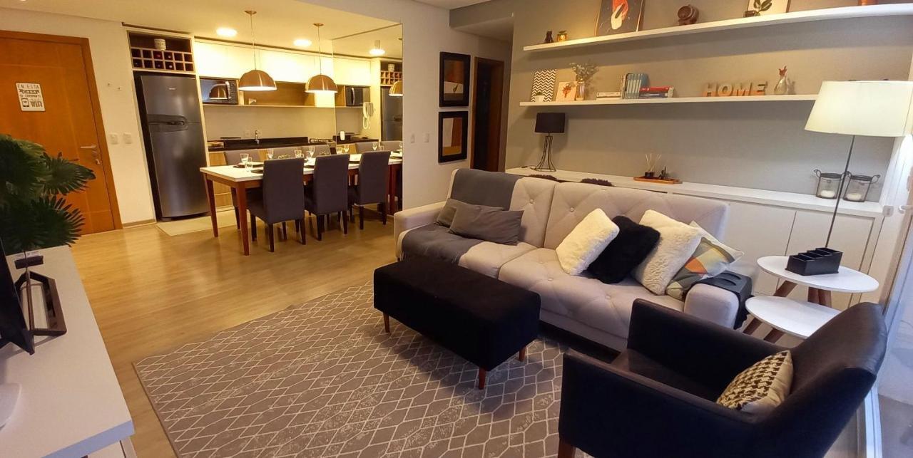 Apartamento 104- Apto Com Piscina Aquecida, Proximo Aos Parques Nba, Super Carros, Nasa, Restaurantes E Cervejarias. *