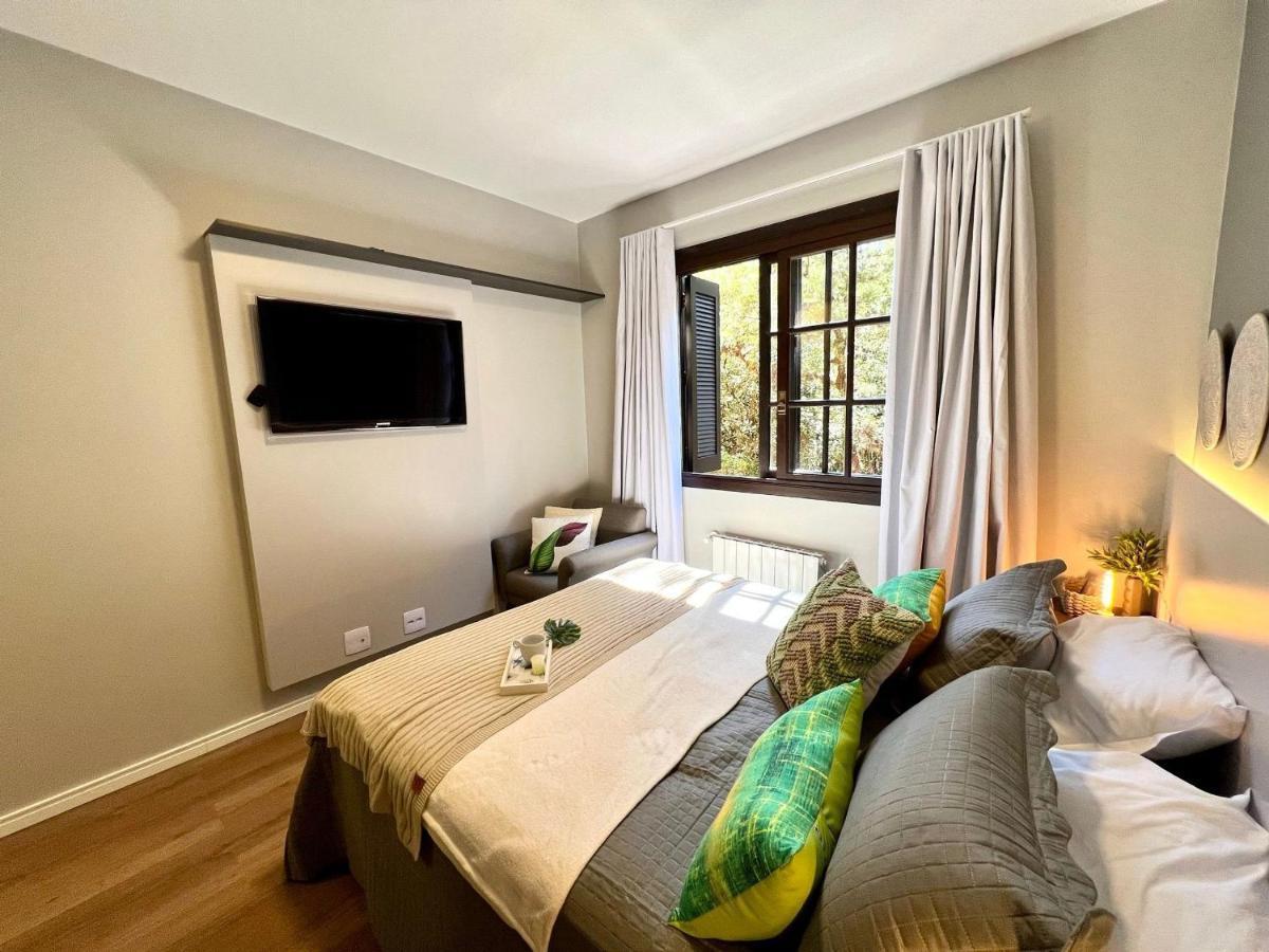 Rosa Edificio Knorrville Apartamento Gramado