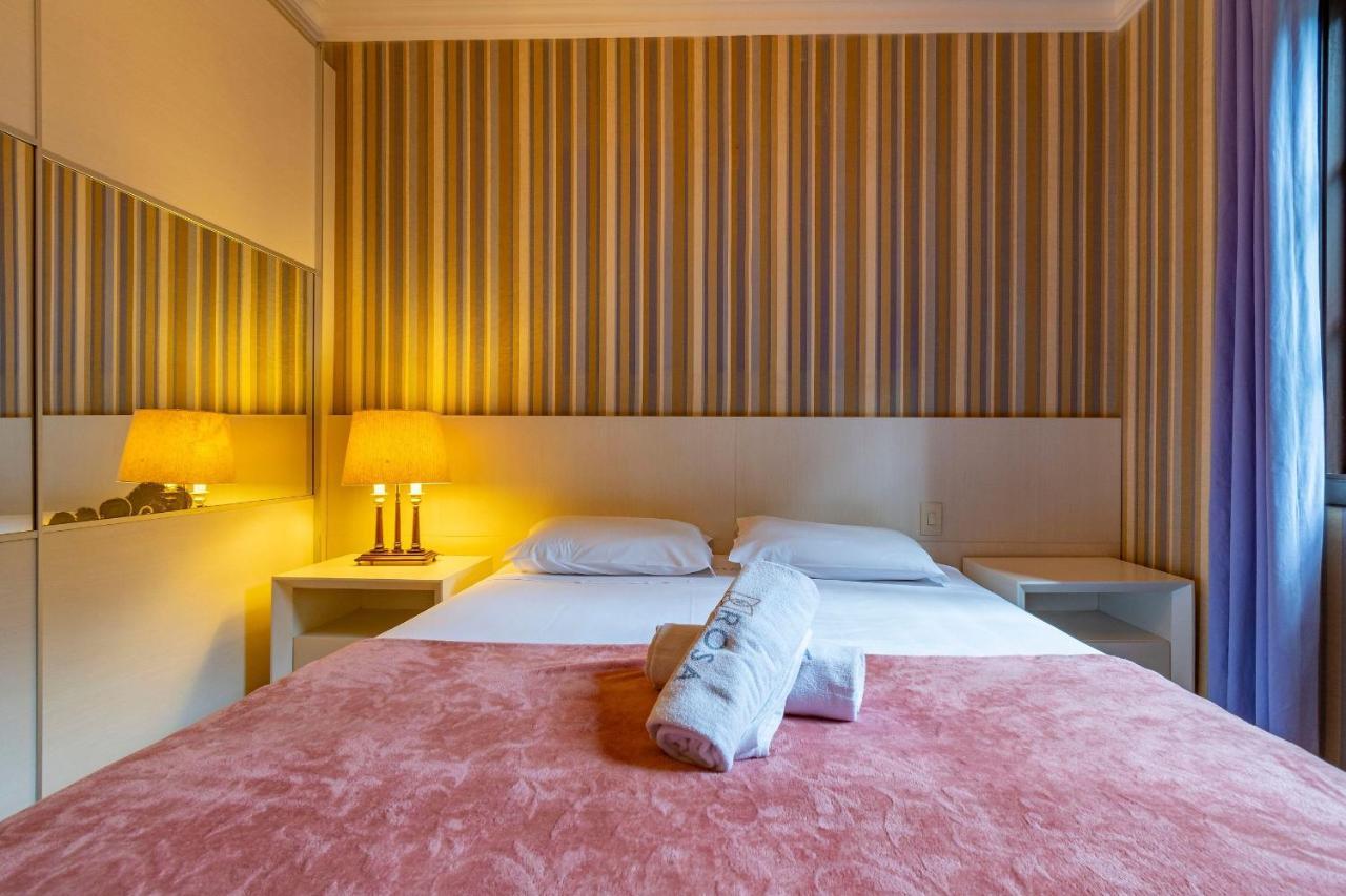 Apartamento Rosa Edificio Knorrville