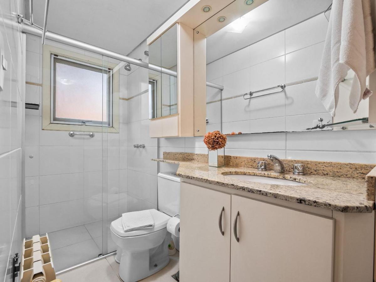 50 Metros, Parque Mini Mundo - Araucarias 302 Apartamento