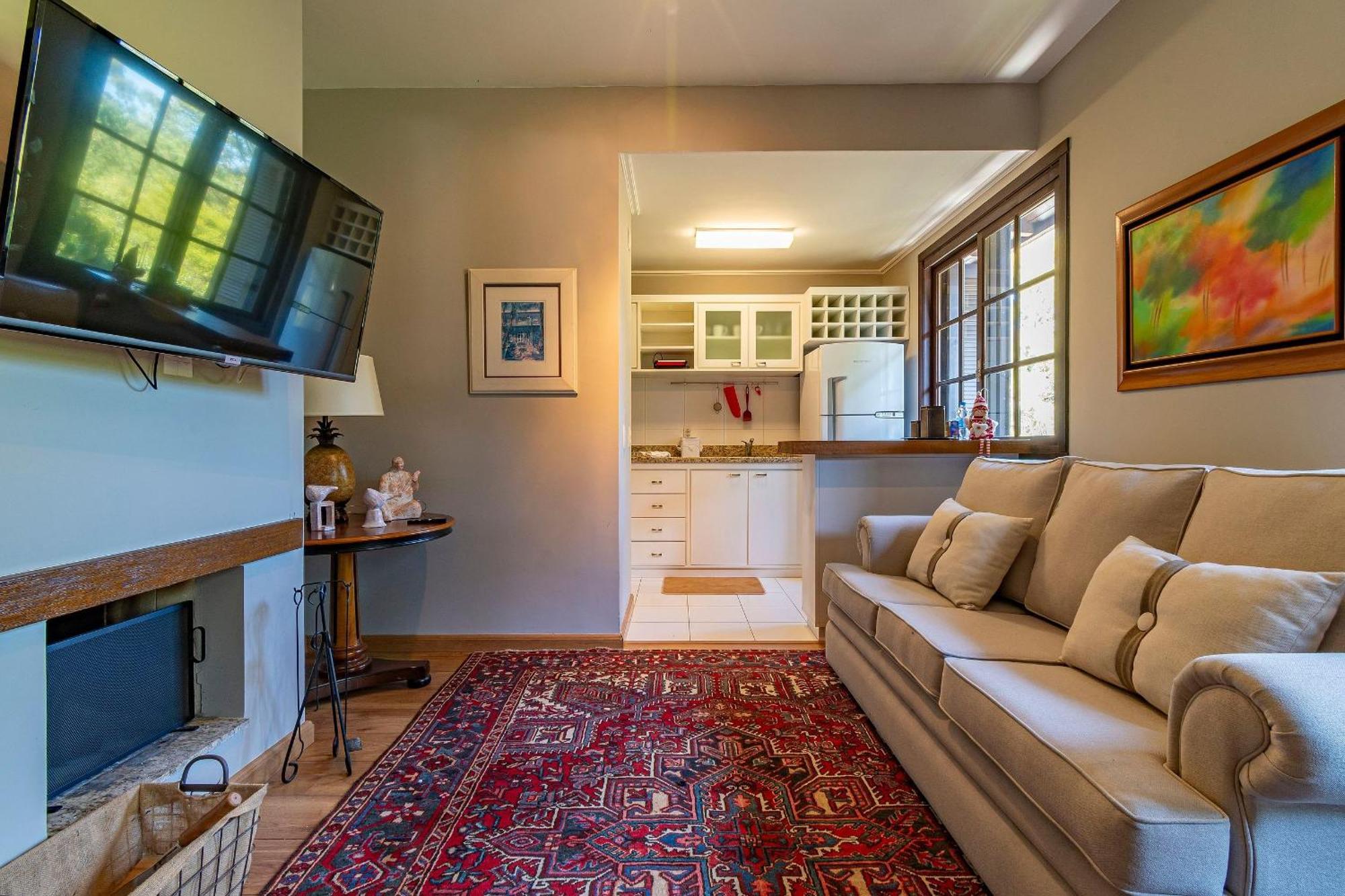 Rosa Edificio Knorrville Apartamento Gramado