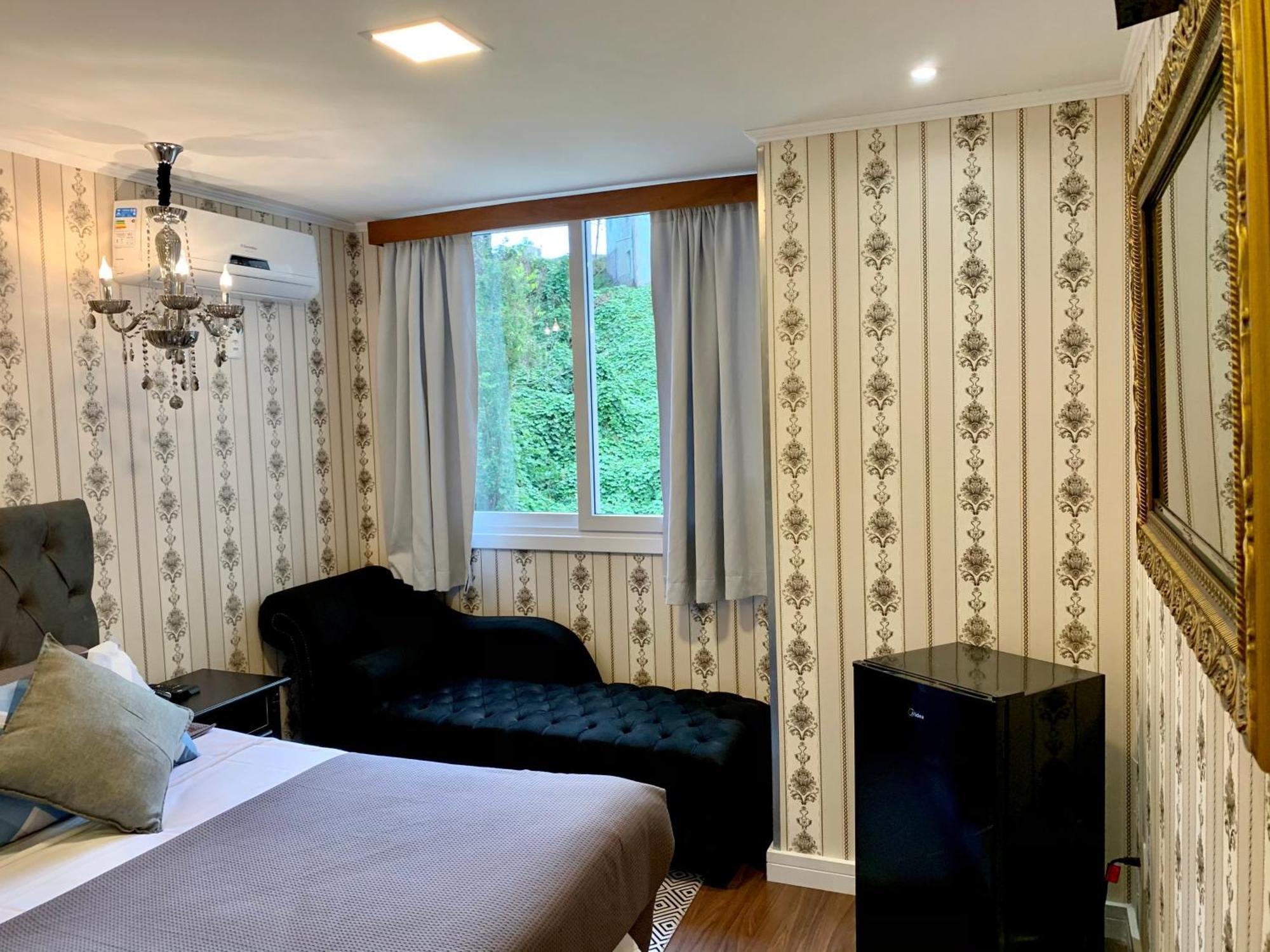 Albergue Eleganz & *