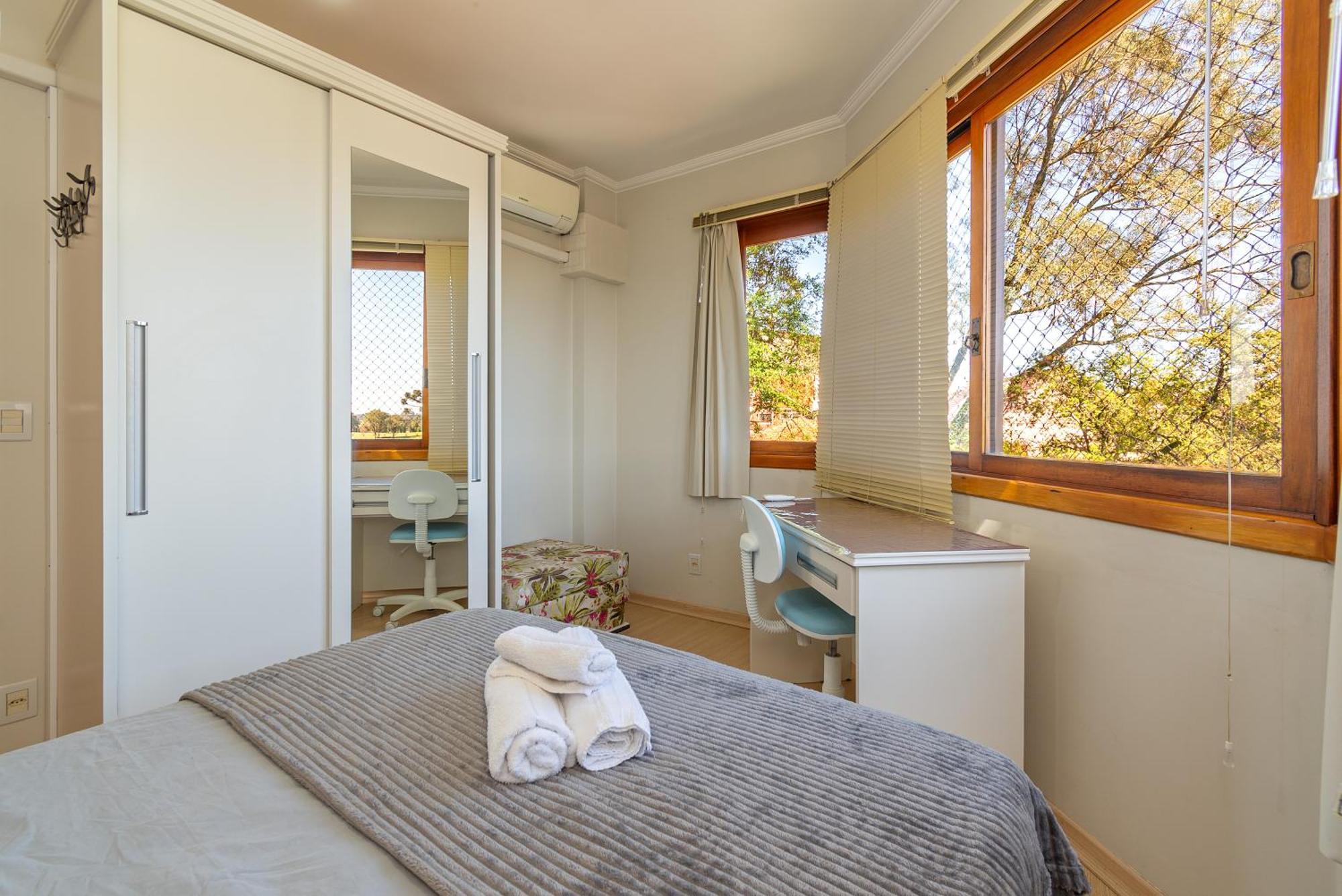 Apartamento Lagos De Gramado, 2d Na Av Borges De Medeiros *
