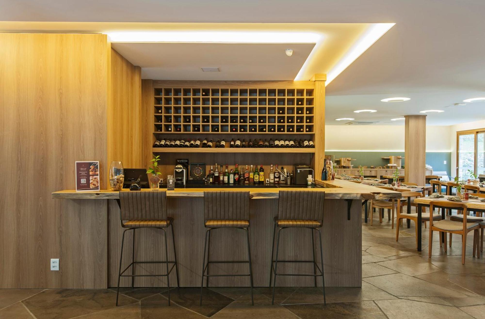 Poehma Negro By Liva Oficial Hotel