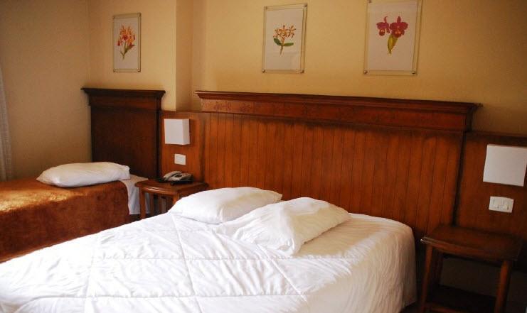 Hotel Encantos Portal
