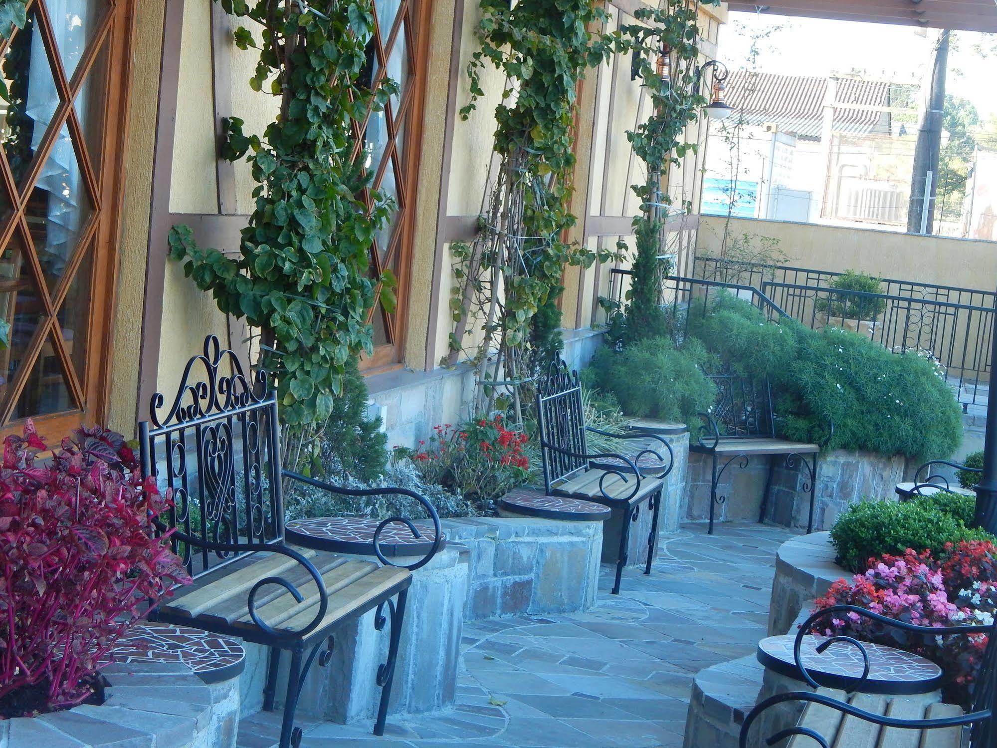 Life Infinity Hotel 3*